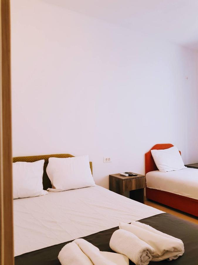 Villa Alba Apartments Dobra Voda Ngoại thất bức ảnh